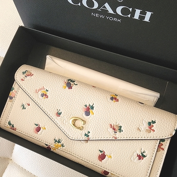 NWT ~ Coach Wyn Soft Wallet With Paint Dab Floral Print~ Very Rare - Picture 3 of 16